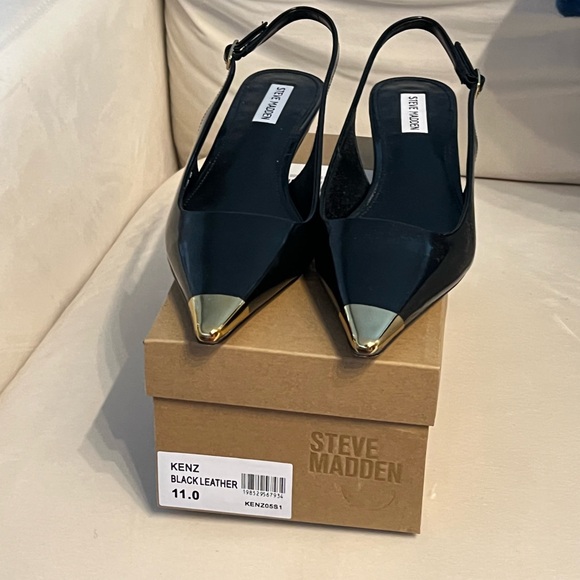 Steve Madden Shoes - Sleek Black Slingback Kitten Heels